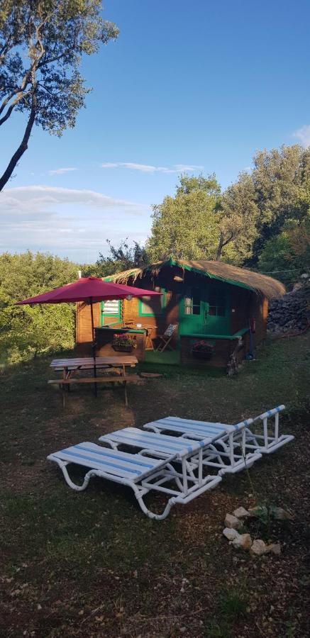 La Lyalis Bed and Breakfast Aiguines Buitenkant foto