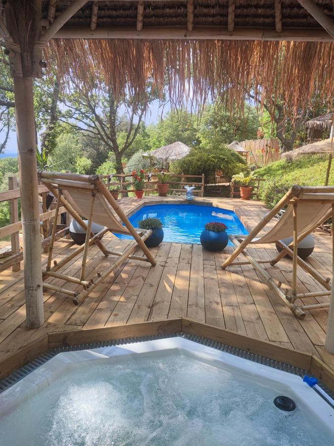 La Lyalis Bed and Breakfast Aiguines Buitenkant foto