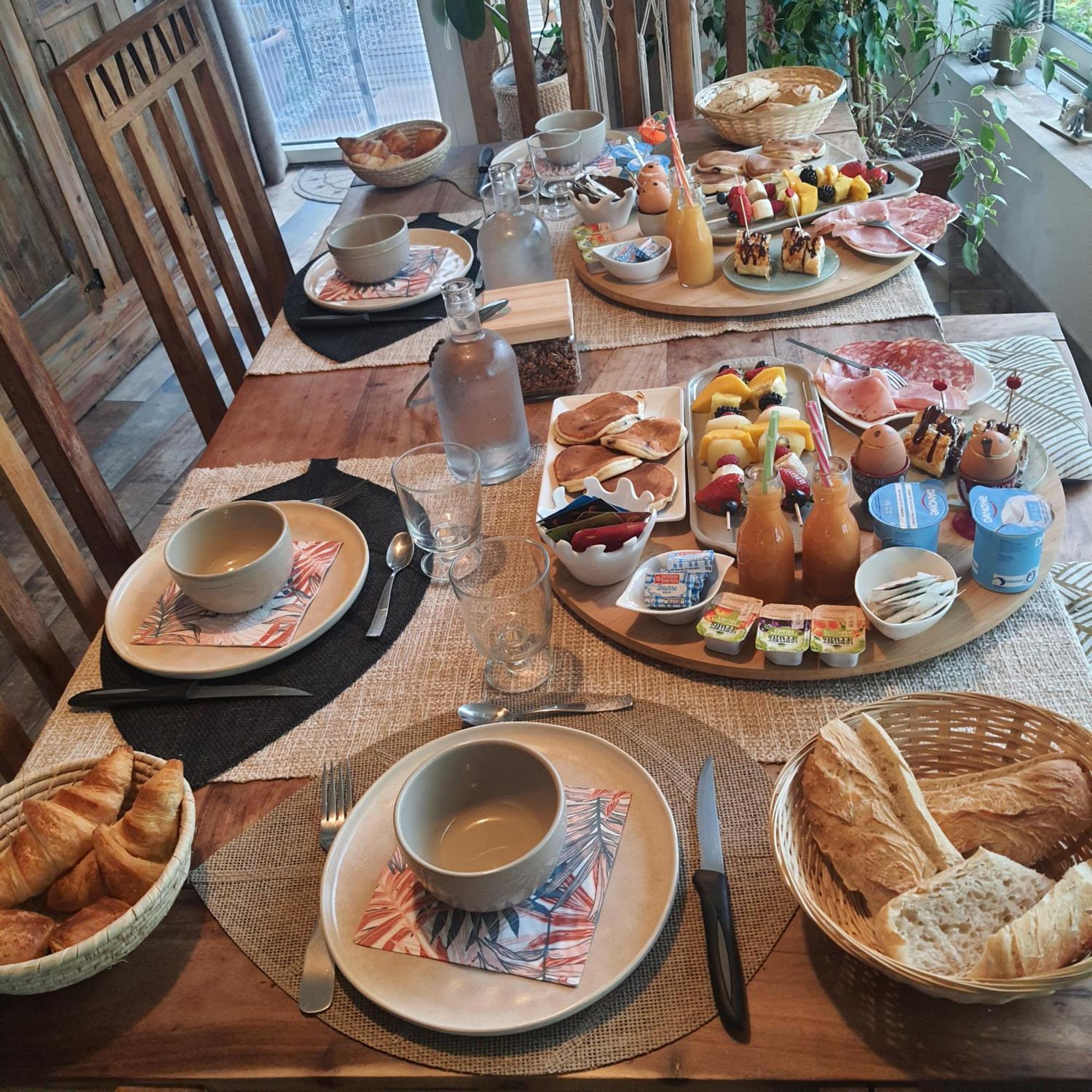 La Lyalis Bed and Breakfast Aiguines Buitenkant foto